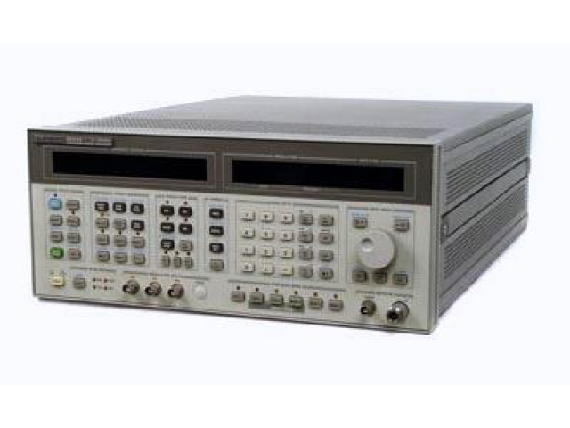Hewlett Packard 8664A, signal generator 100kHz - 3GHz