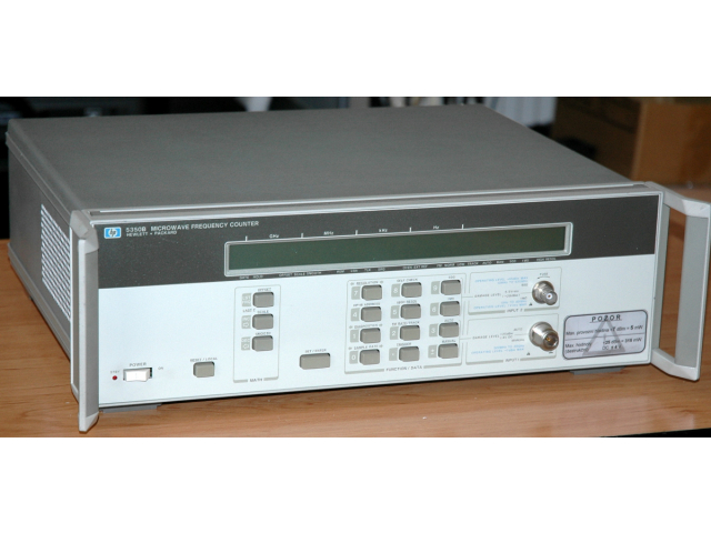 Hewlett Packard 5350B vysokofrekvenční čítač do 20GHz