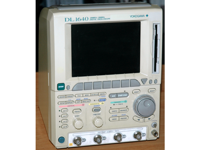 Yokogawa DL1640, digital oscilloscope 4x200MHz