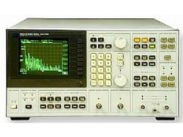  Agilent / HP 3562A, spectrum analyzer, 64 uHz -100 kHz